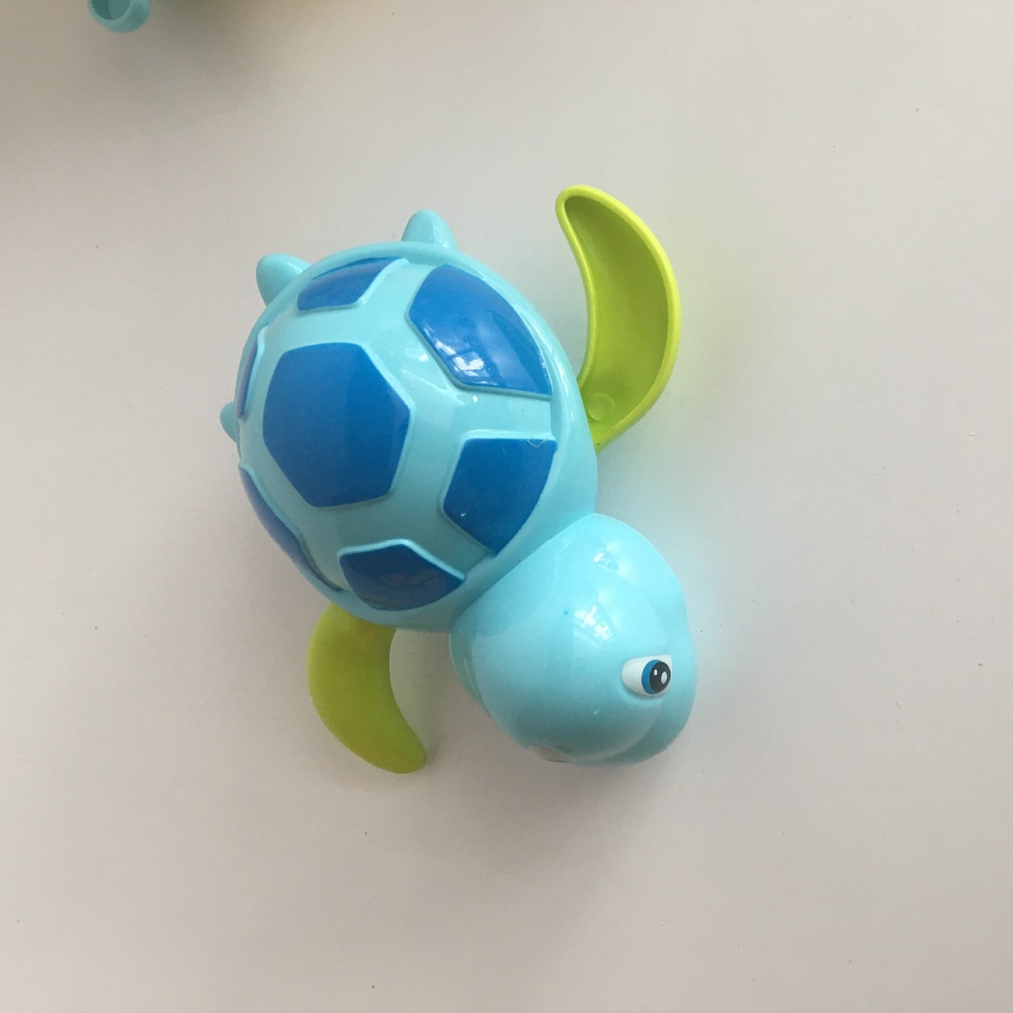 Wind-Up Turtle Bath Toy for Kids