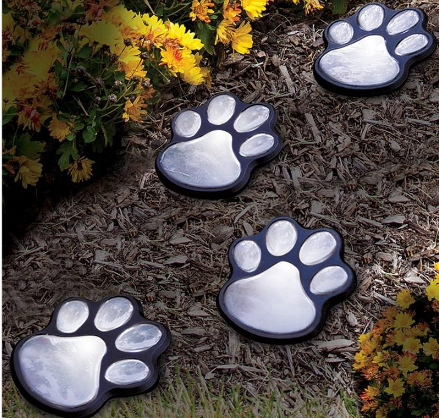 Solar-Powered Bear Paw Garden Light